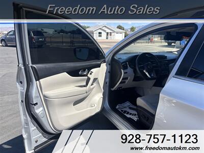 2018 Nissan Rogue Sport SV   - Photo 4 - Kingman, AZ 86409