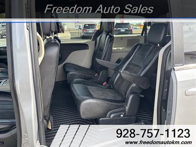 2019 Dodge Grand Caravan SXT   - Photo 7 - Kingman, AZ 86409