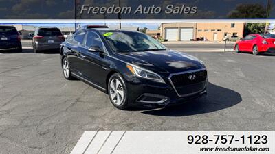 2016 Hyundai SONATA Hybrid Limited Sedan