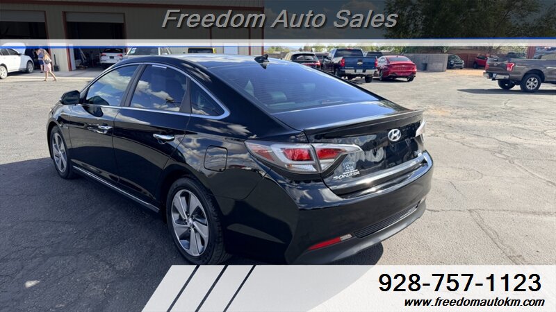 2016 Hyundai SONATA Hybrid Limited - Photo 5 - Kingman, AZ 86409