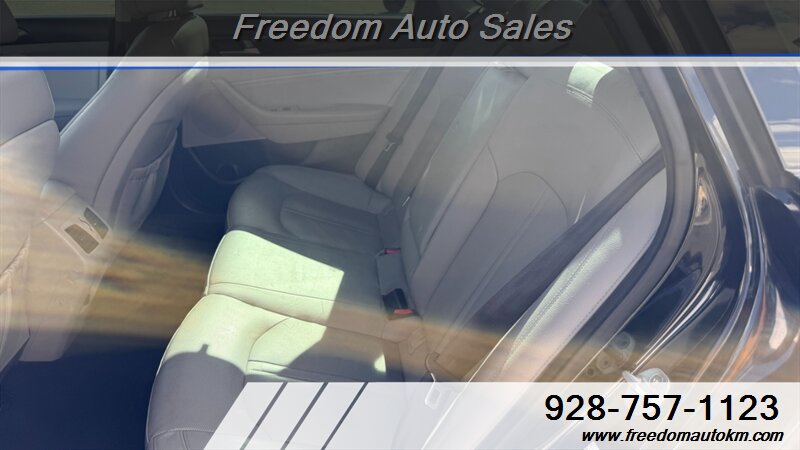 2016 Hyundai SONATA Hybrid Limited - Photo 15 - Kingman, AZ 86409