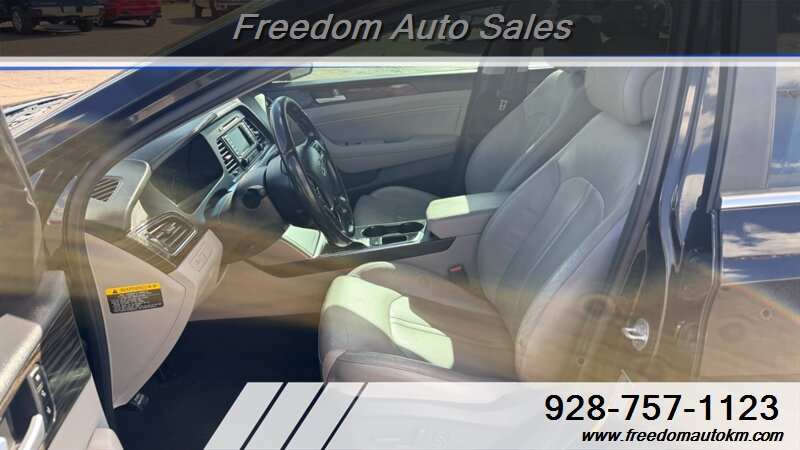 2016 Hyundai SONATA Hybrid Limited - Photo 10 - Kingman, AZ 86409