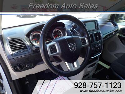 2017 Dodge Grand Caravan SXT   - Photo 8 - Kingman, AZ 86409