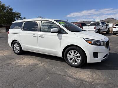 2017 Kia Sedona LX Van