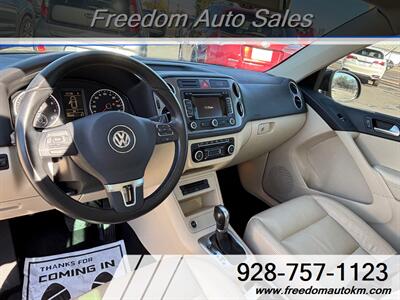 2011 Volkswagen Tiguan SE   - Photo 6 - Kingman, AZ 86409