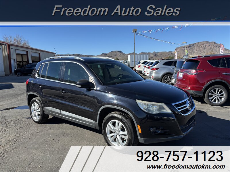 2011 Volkswagen Tiguan SEL's photo