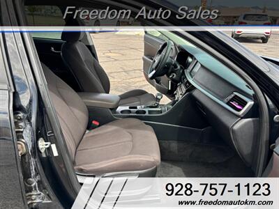 2019 Kia Optima LX   - Photo 12 - Kingman, AZ 86409