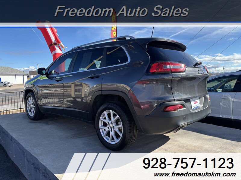 2017 Jeep Cherokee Latitude - Photo 14 - Kingman, AZ 86409