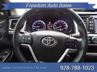 2016 Toyota Highlander XLE   - Photo 8 - Fort Mohave, AZ 86426