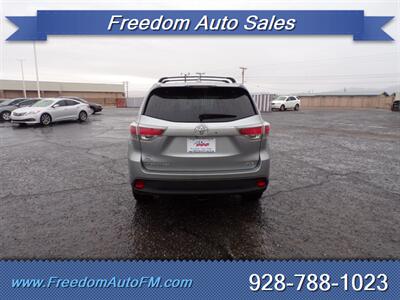 2016 Toyota Highlander XLE   - Photo 4 - Fort Mohave, AZ 86426