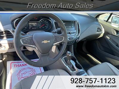 2018 Chevrolet Cruze LT Auto   - Photo 6 - Kingman, AZ 86409