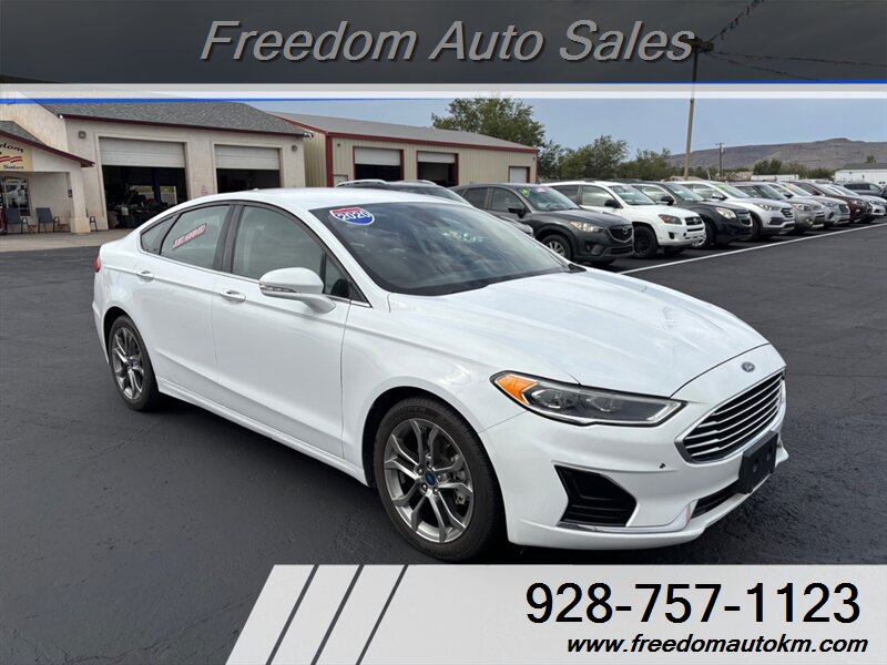 2020 Ford Fusion SE  