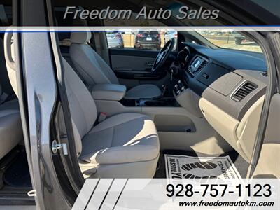 2016 Kia Sedona LX   - Photo 12 - Kingman, AZ 86409
