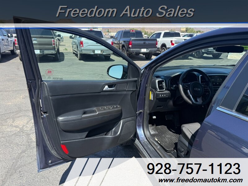 2020 Kia Sportage LX - Photo 8 - Kingman, AZ 86409