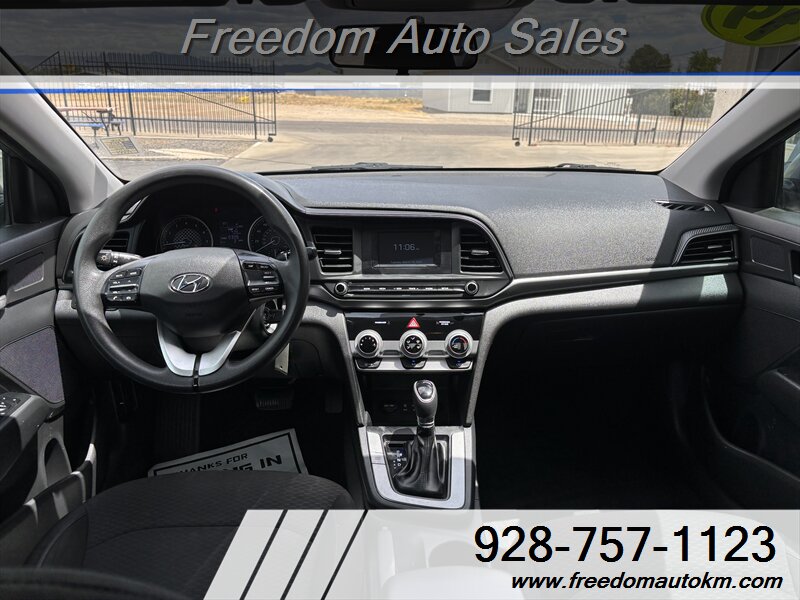 2019 Hyundai ELANTRA SE - Photo 8 - Kingman, AZ 86409