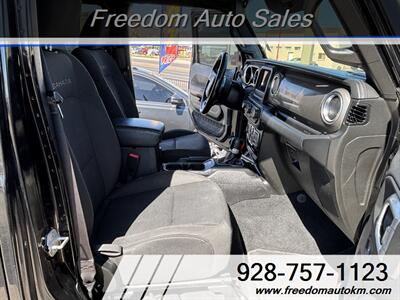 2020 Jeep Wrangler Sahara 4x4   - Photo 12 - Kingman, AZ 86409