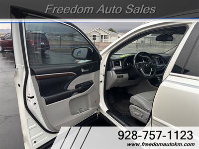 2016 Toyota Highlander Limited Platinum - Photo 4 - Kingman, AZ 86409