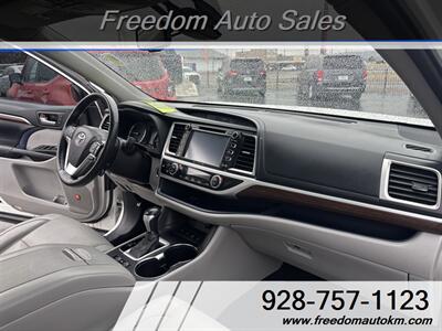 2016 Toyota Highlander Limited Platinum - Photo 15 - Kingman, AZ 86409
