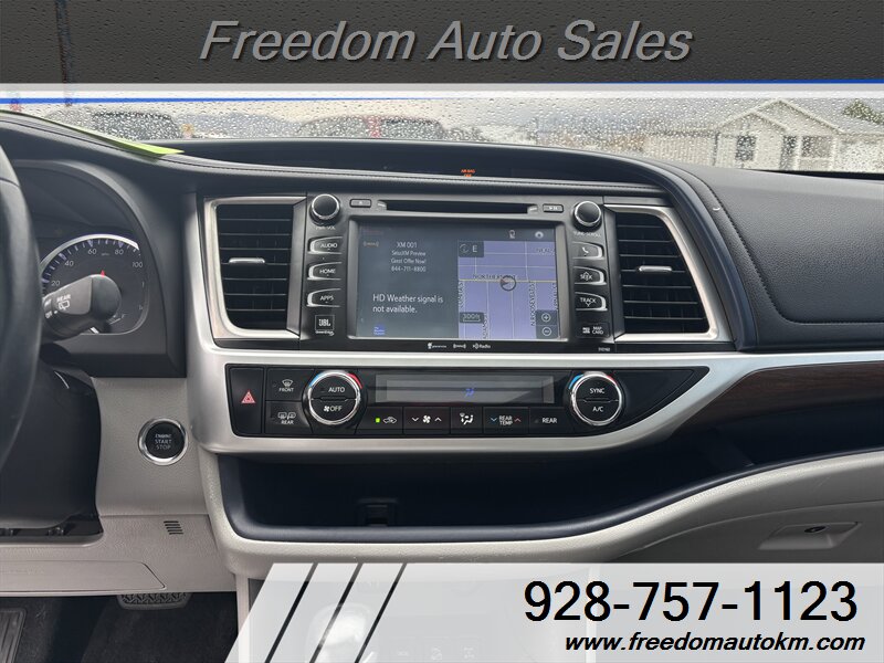 2016 Toyota Highlander Limited Platinum - Photo 11 - Kingman, AZ 86409