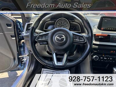 2018 Mazda Mazda3 Touring   - Photo 10 - Kingman, AZ 86409