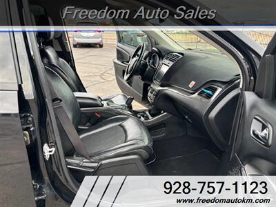 2019 Dodge Journey Crossroad   - Photo 12 - Kingman, AZ 86409