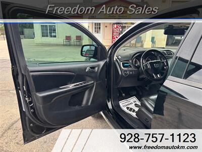 2019 Dodge Journey Crossroad   - Photo 4 - Kingman, AZ 86409