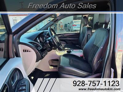 2019 Dodge Grand Caravan SXT - Photo 6 - Kingman, AZ 86409