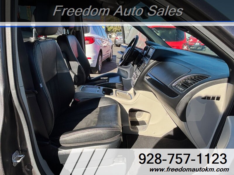 2019 Dodge Grand Caravan SXT - Photo 14 - Kingman, AZ 86409