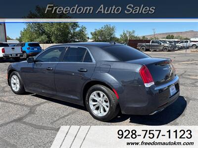 2015 Chrysler 300 Series Limited   - Photo 14 - Kingman, AZ 86409