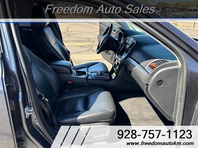 2015 Chrysler 300 Series Limited   - Photo 12 - Kingman, AZ 86409