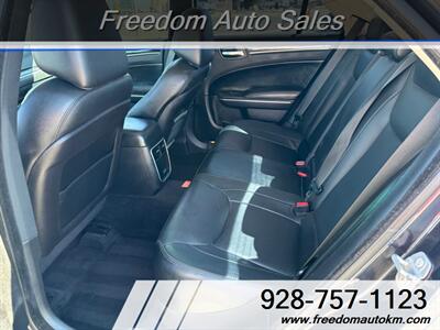 2015 Chrysler 300 Series Limited   - Photo 7 - Kingman, AZ 86409