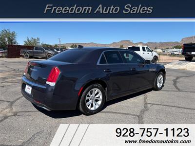 2015 Chrysler 300 Series Limited   - Photo 2 - Kingman, AZ 86409