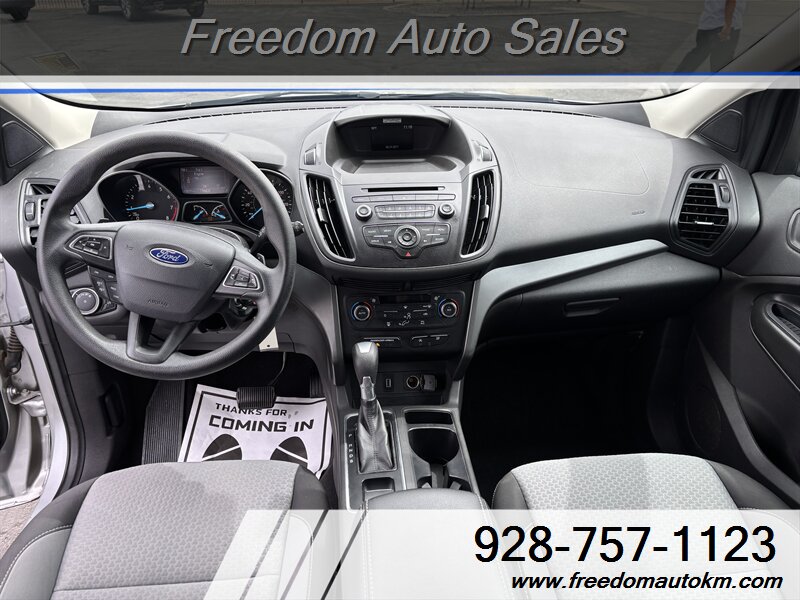 2017 Ford Escape SE - Photo 8 - Kingman, AZ 86409