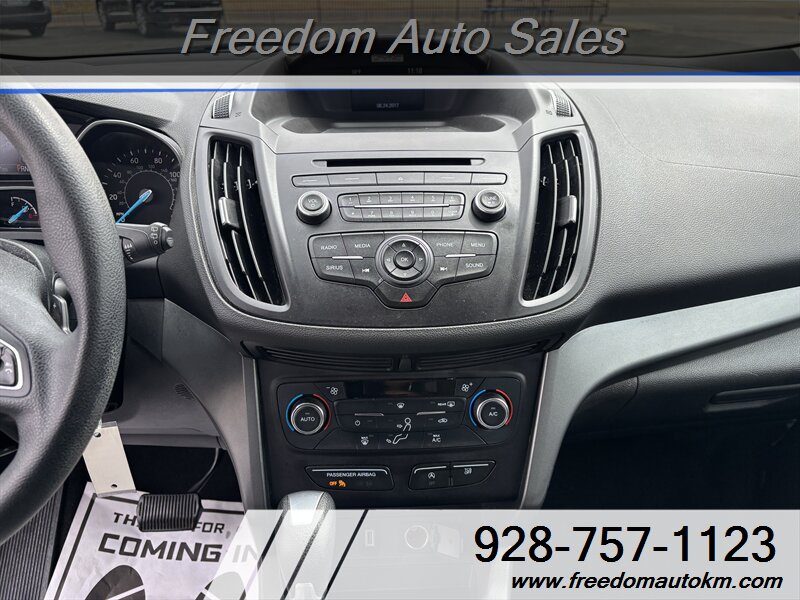 2017 Ford Escape SE - Photo 9 - Kingman, AZ 86409