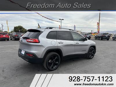 2018 Jeep Cherokee Latitude   - Photo 2 - Kingman, AZ 86409