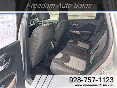 2018 Jeep Cherokee Latitude   - Photo 7 - Kingman, AZ 86409