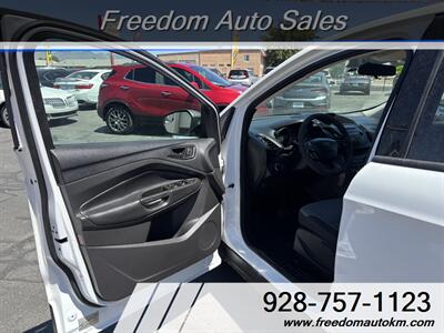 2017 Ford Escape S   - Photo 4 - Kingman, AZ 86409