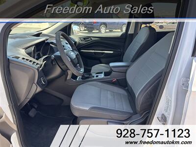 2017 Ford Escape S   - Photo 5 - Kingman, AZ 86409