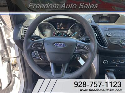2017 Ford Escape S   - Photo 10 - Kingman, AZ 86409