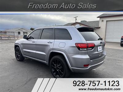 2019 Jeep Grand Cherokee Altitude   - Photo 14 - Kingman, AZ 86409