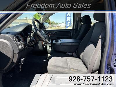 2012 Chevrolet Tahoe LS   - Photo 2 - Kingman, AZ 86409