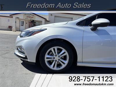 2017 Chevrolet Cruze LT Auto - Photo 17 - Kingman, AZ 86409