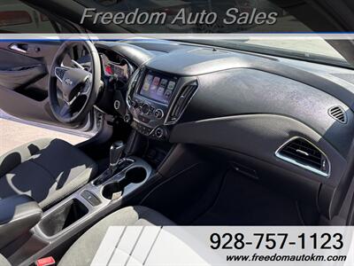 2017 Chevrolet Cruze LT Auto - Photo 13 - Kingman, AZ 86409