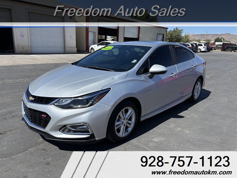 2017 Chevrolet Cruze LT Auto - Photo 15 - Kingman, AZ 86409