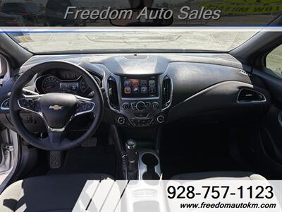 2017 Chevrolet Cruze LT Auto - Photo 8 - Kingman, AZ 86409