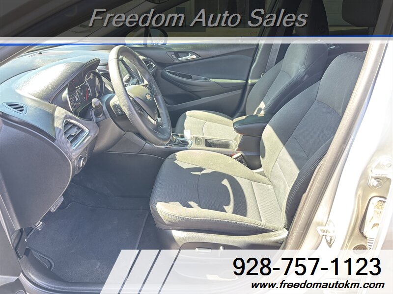 2017 Chevrolet Cruze LT Auto - Photo 5 - Kingman, AZ 86409