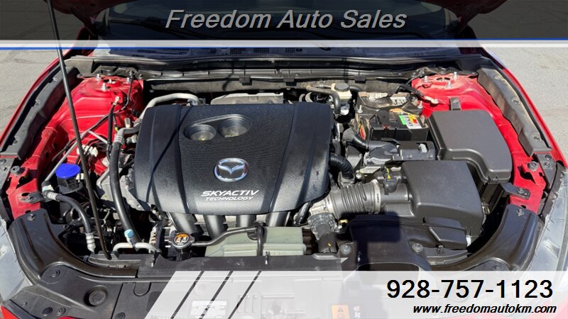 2015 Mazda Mazda3 i Touring - Photo 10 - Kingman, AZ 86409