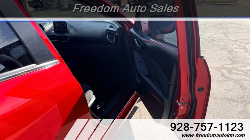 2015 Mazda Mazda3 i Touring - Photo 24 - Kingman, AZ 86409