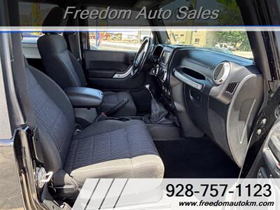 2012 Jeep Wrangler Rubicon 4x4 - Photo 8 - Kingman, AZ 86409
