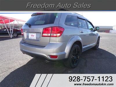 2017 Dodge Journey SXT   - Photo 5 - Kingman, AZ 86409